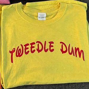 Women’s “tweedle dum” tshirt
